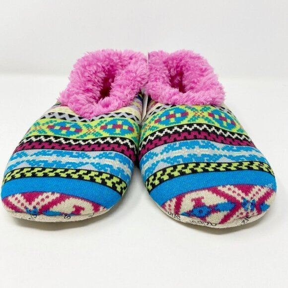 SNOOZIES | Hot Moc Hot Pink Sherpa Lined Fair Isle Pattern - Picture 4 of 11
